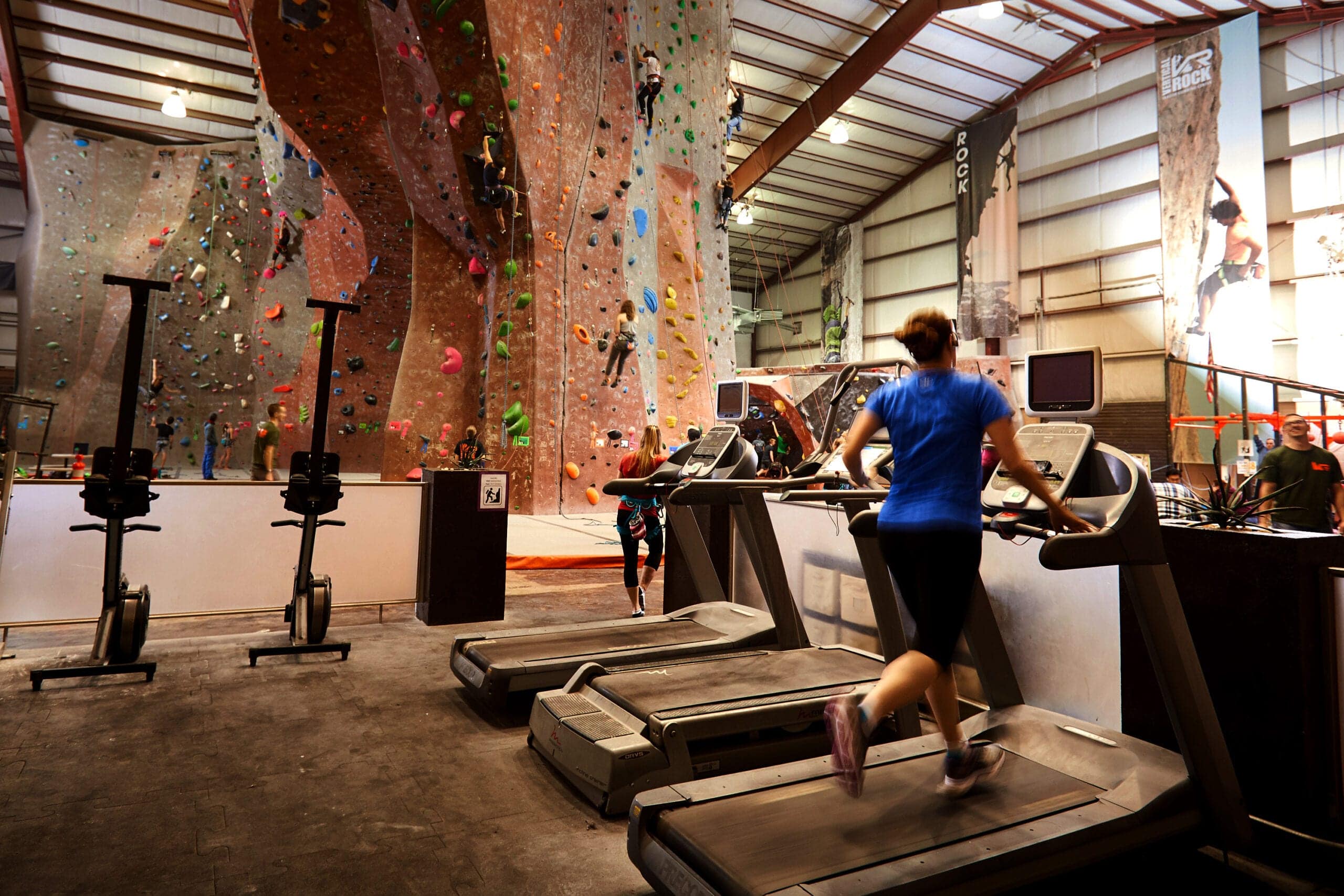 Rock climber exercise online machine