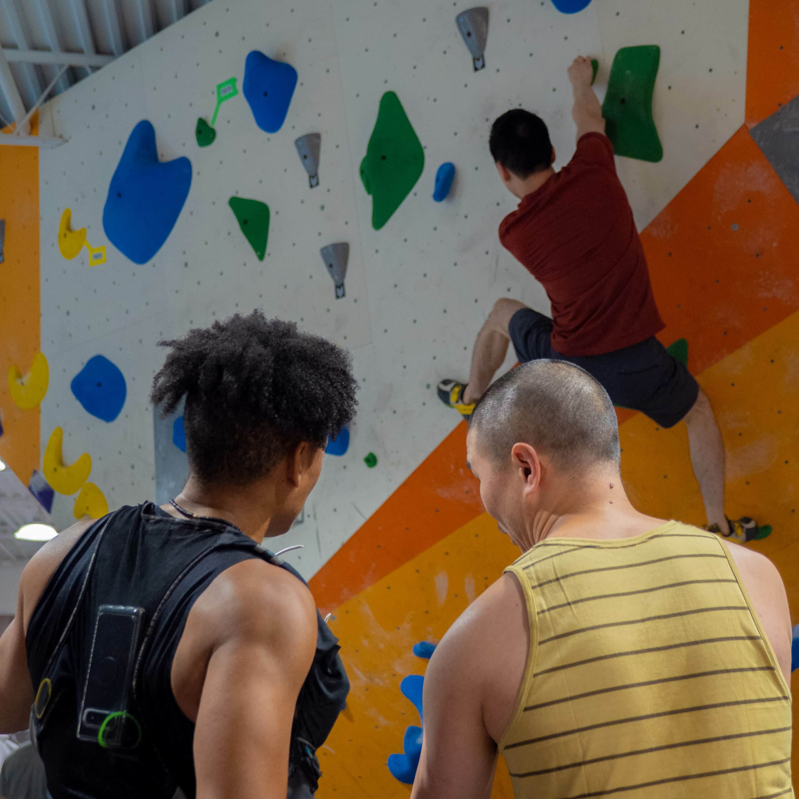 Top Benefits of Training at a Rock Climbing Gym | Vertical Rock ...